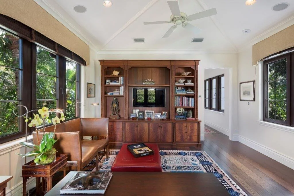 Photo of 439 Worth Avenue