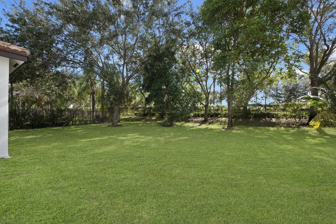 Photo of 8273 Emerald Winds Circle