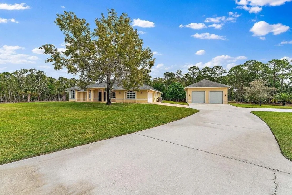 Photo of 3726 185th Trail N