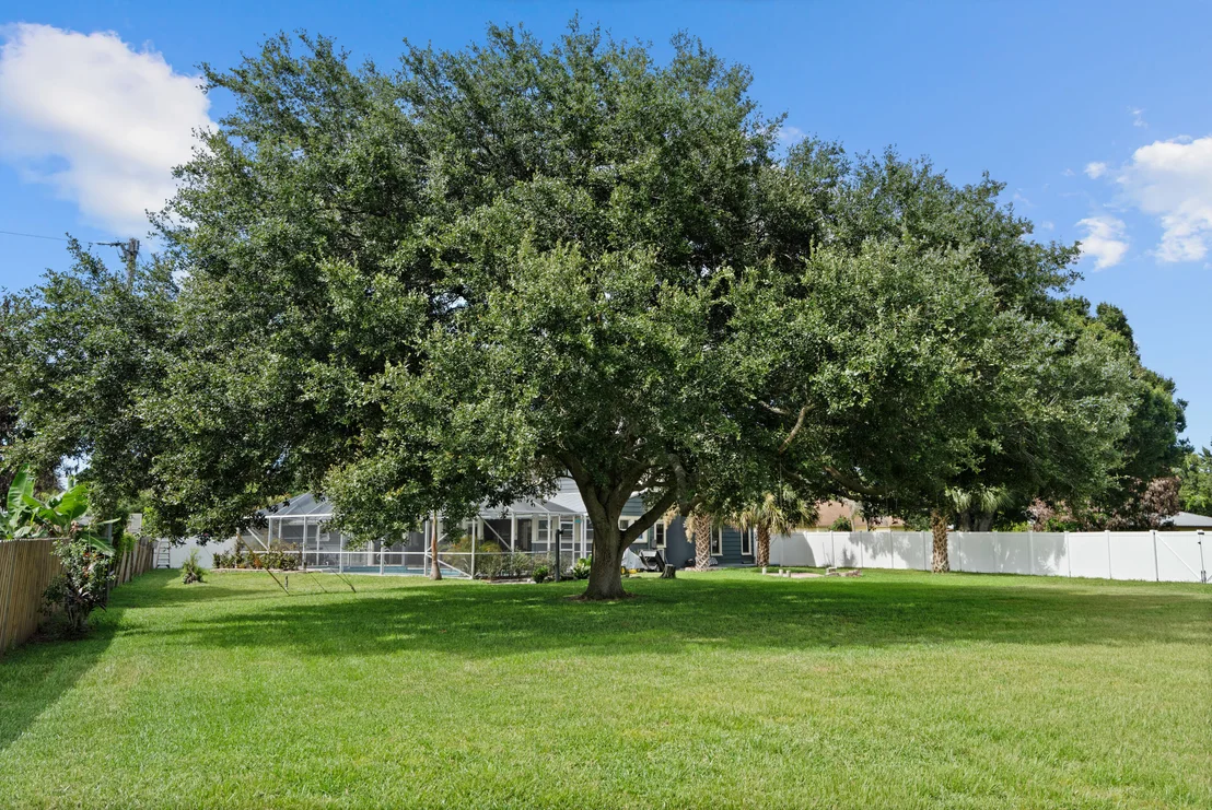 Photo of 601 Dark Hammock Road