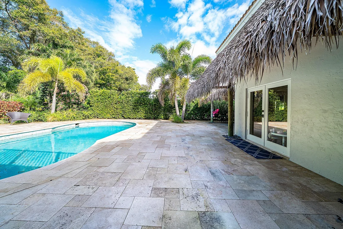 Photo of 10893 Gleneagles Road