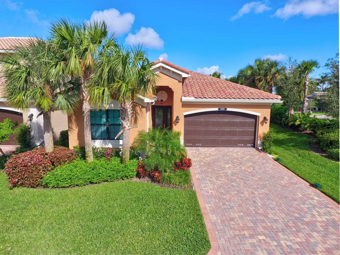 Photo of 8103 Rainforest Jasper Lane