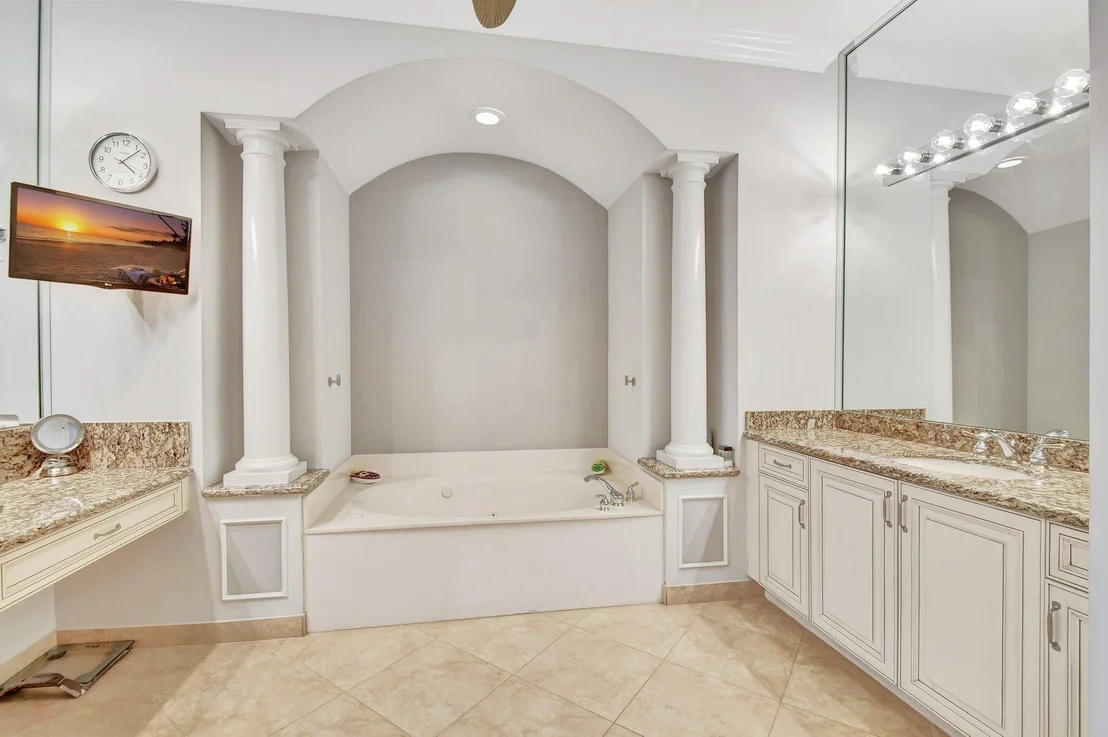 Photo of 6929 Watertown Drive