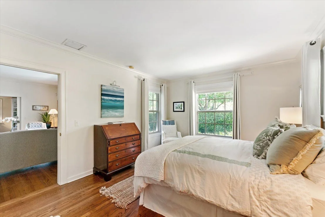 Photo of 733 Sunset Road