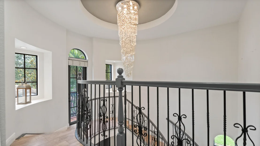 Photo of 9521 Eden Manor