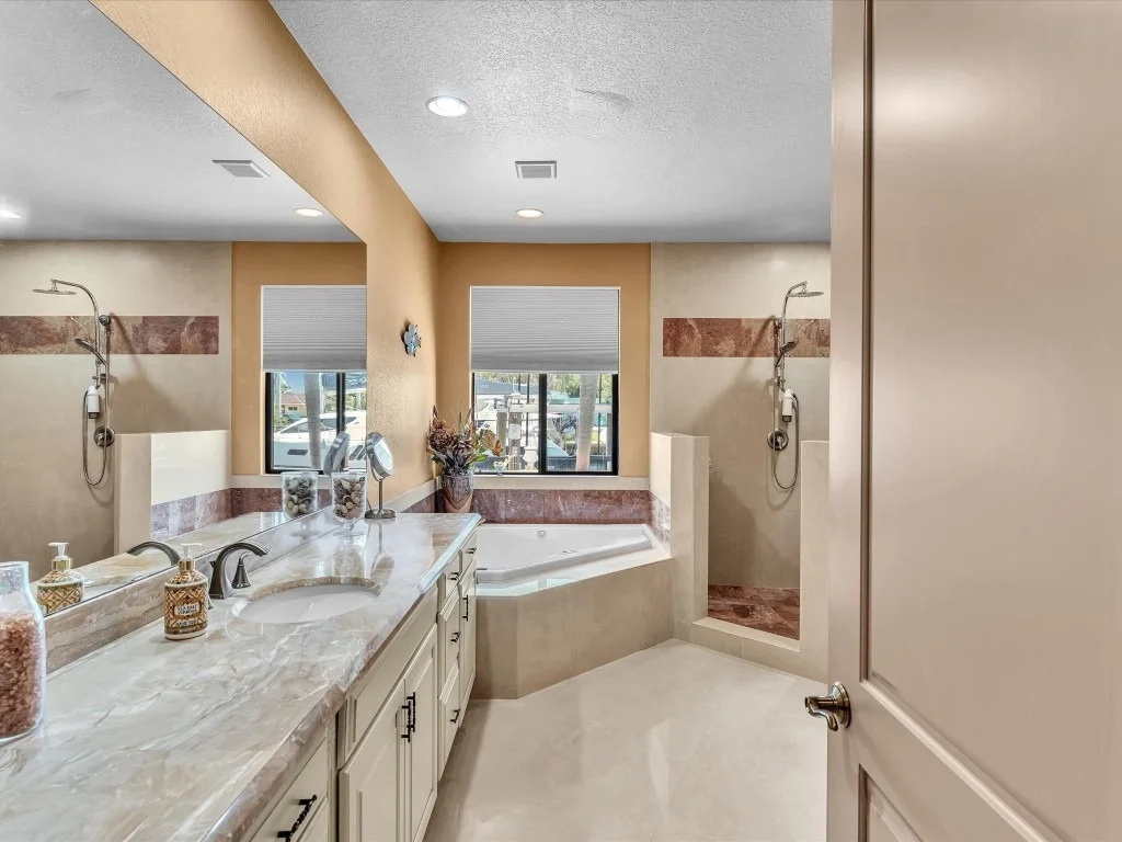 Photo of 800 SE 22nd Avenue