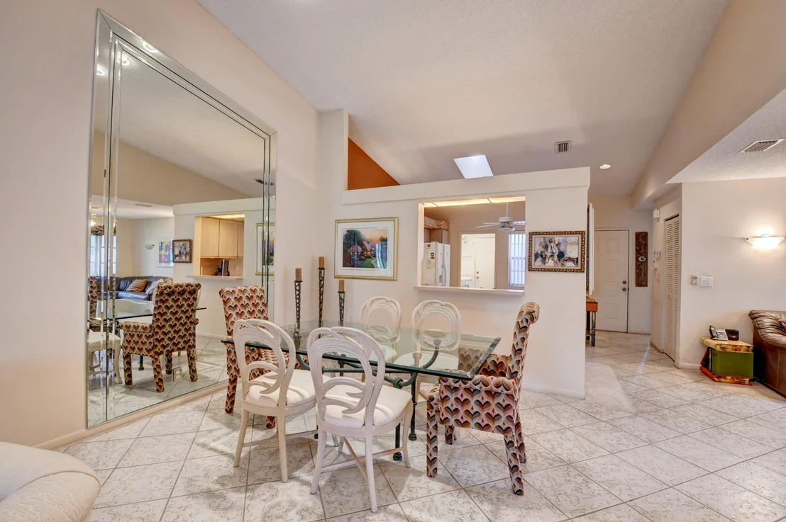 Photo of Unit A at 6384 Mill Pointe Circle