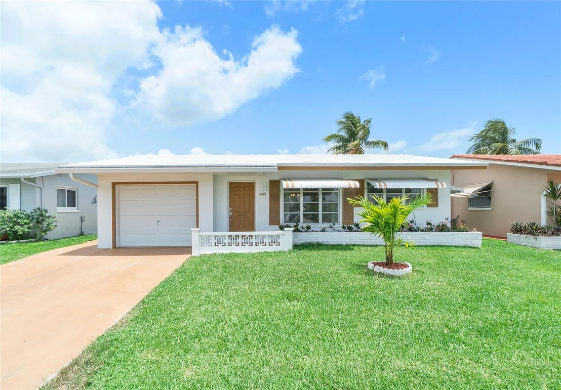 Photo of 4401 NW 49th Drive