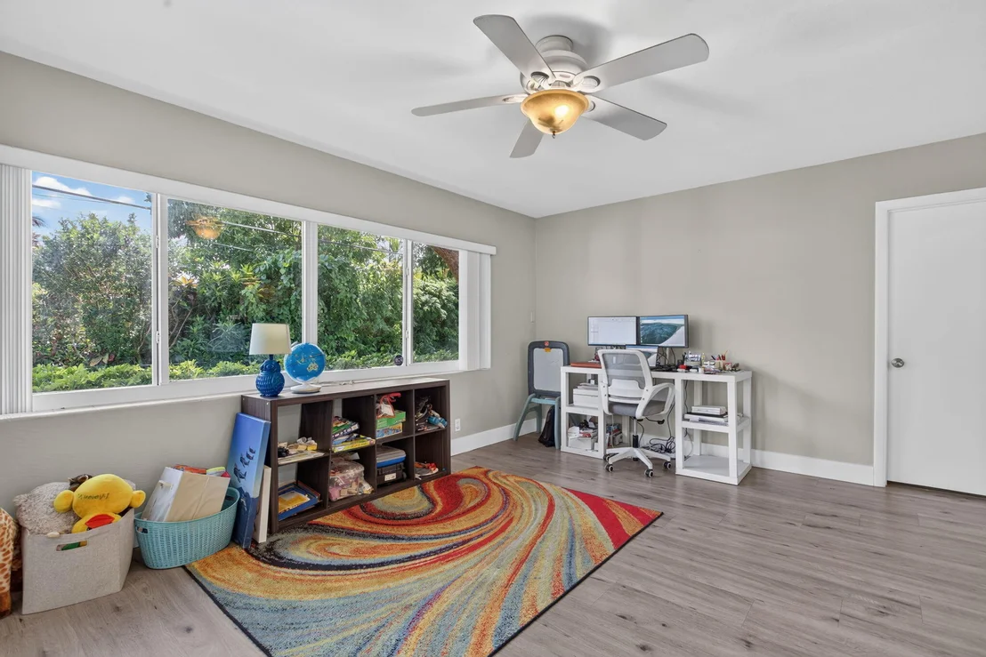 Photo of 2520 SE 5TH Street