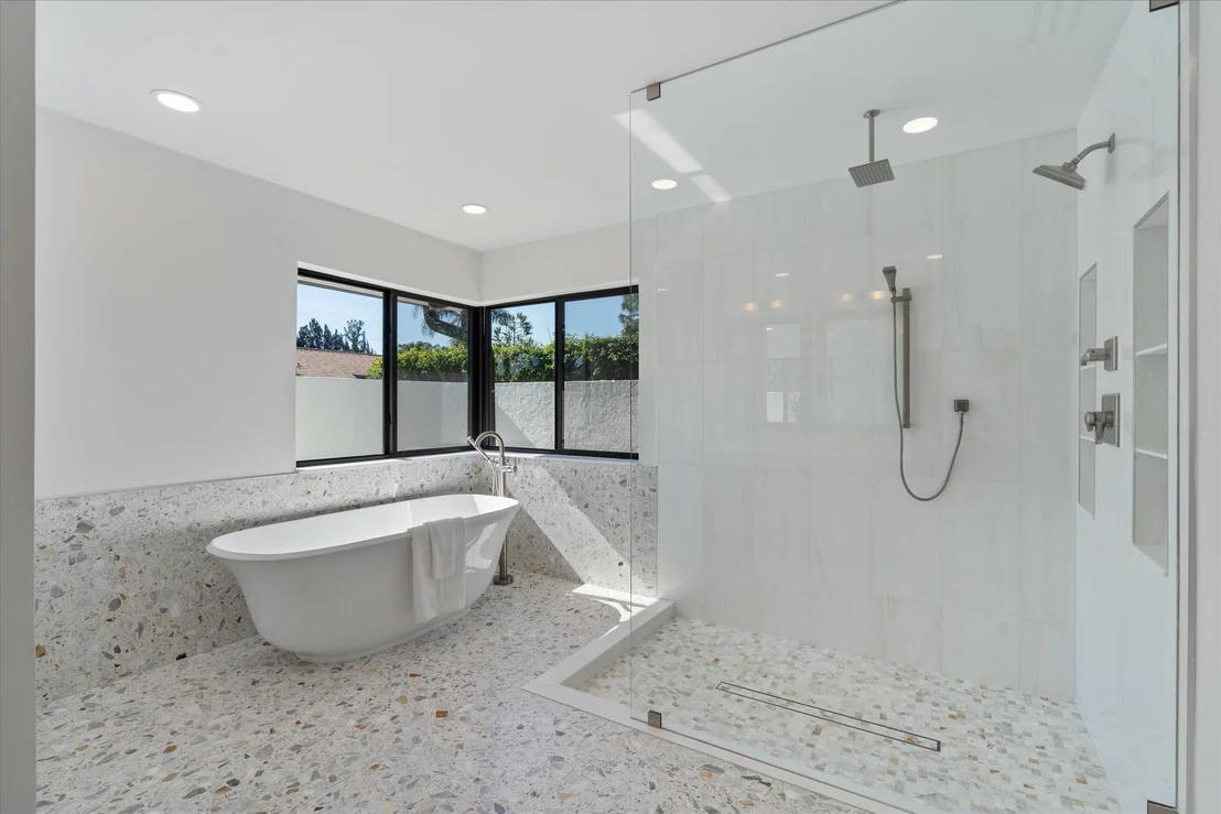 Photo of 4543 Gleneagles Drive