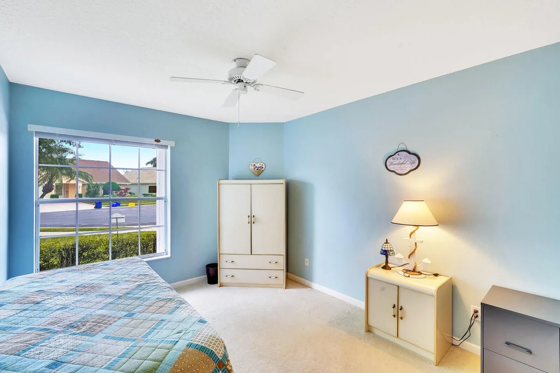 Photo of 262 W Moccasin Trail W