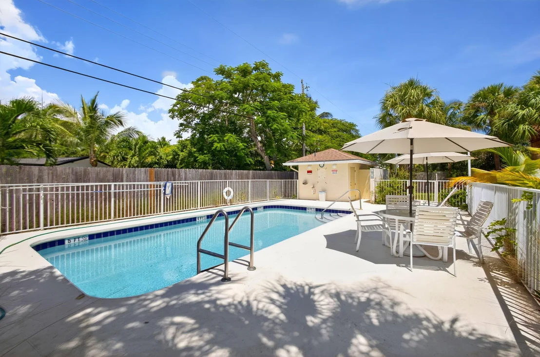 Photo of Unit 7 at 479 Tequesta Drive