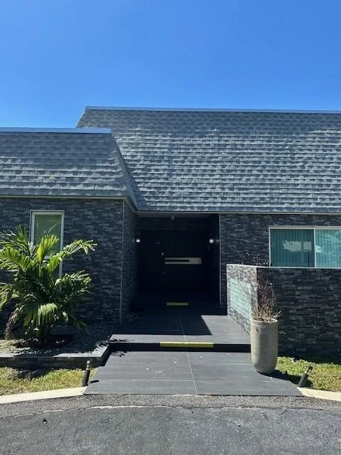 Photo of 1129 W Cypress Drive