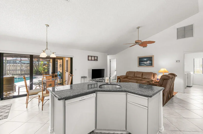 Photo of 6016 Sunberry Circle