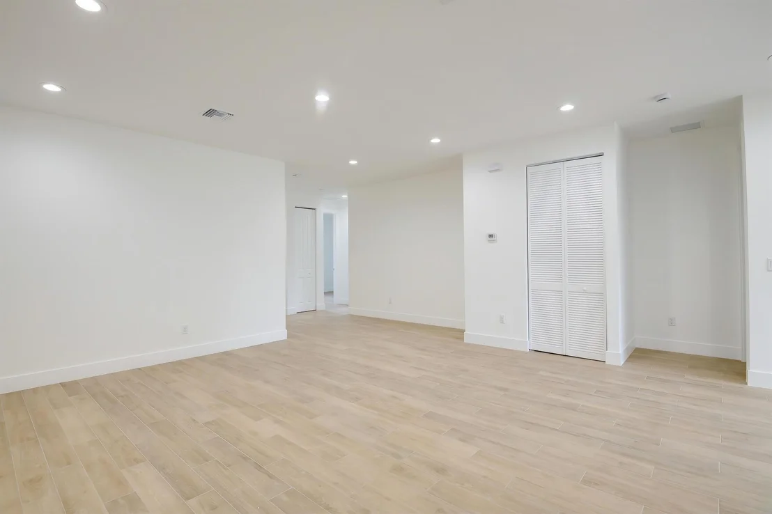 Photo of 7889 Terrace Road