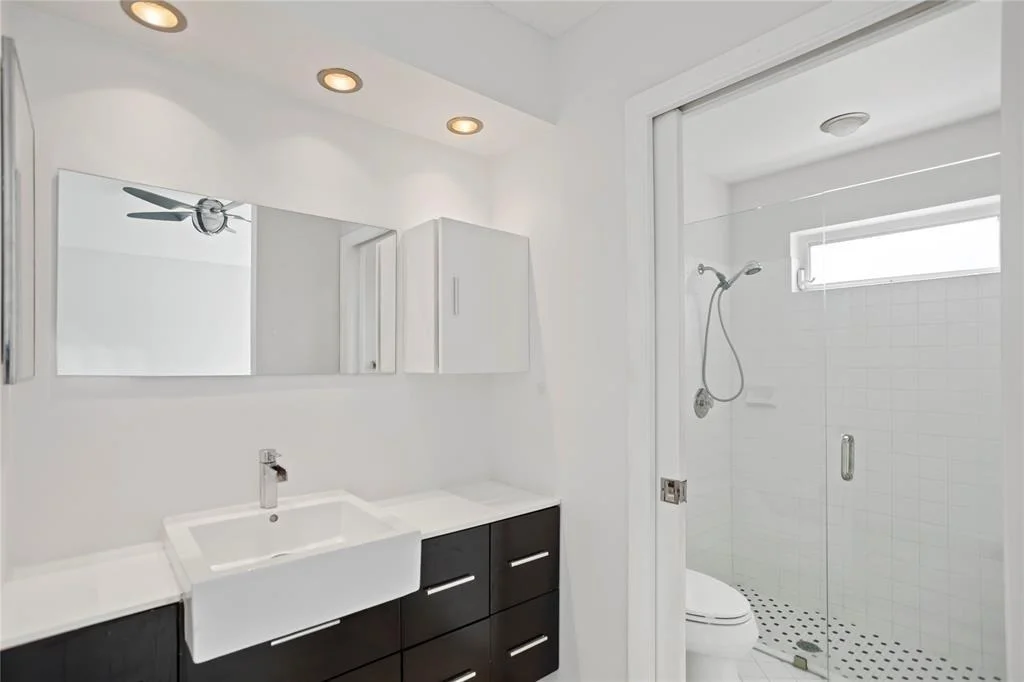 Photo of 1230 Garden Road