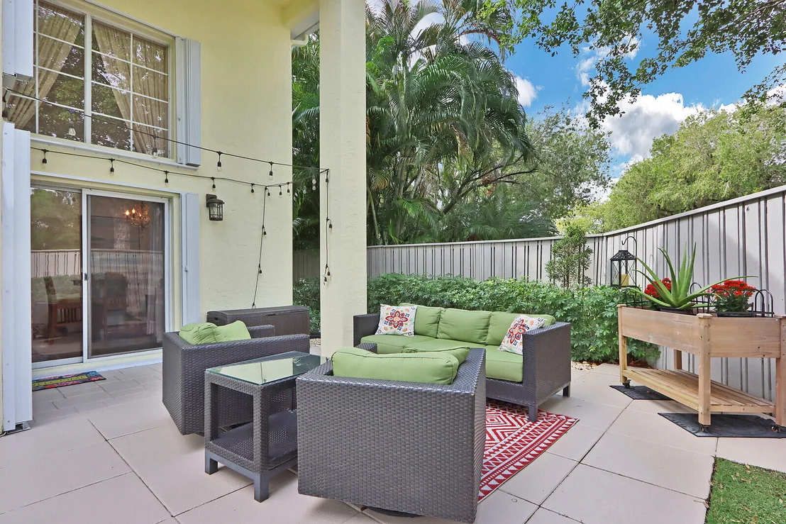 Photo of 21 Commodore Place