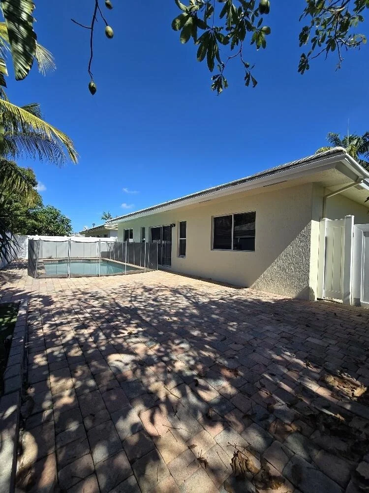 Photo of 321 NW 17th Avenue