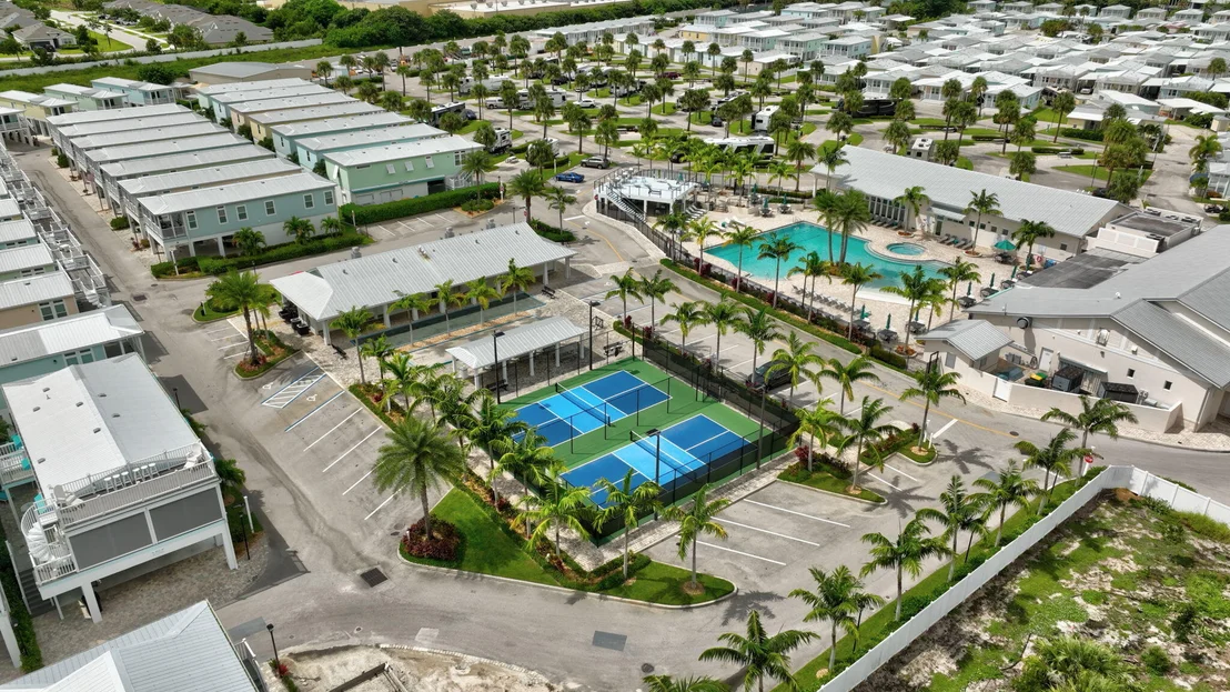 Photo of 300 NE Coastal Drive