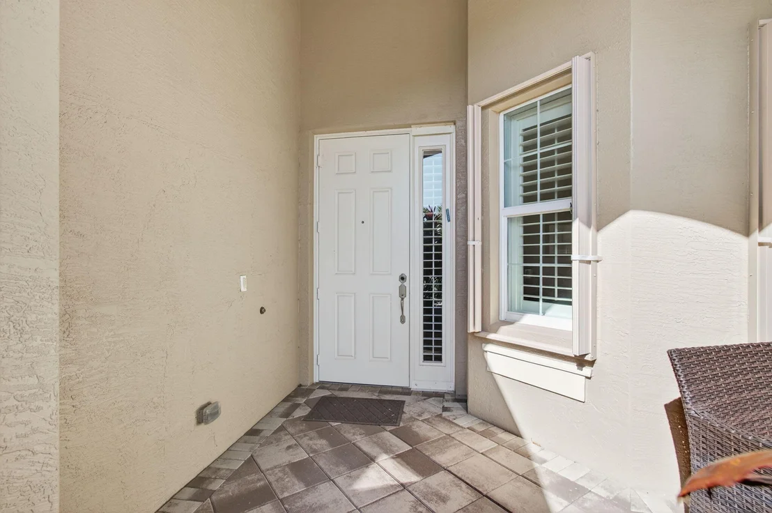 Photo of 9077 Vander Cove