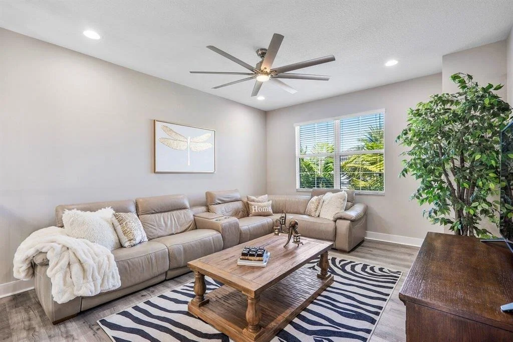 Photo of 15399 Blue River Road