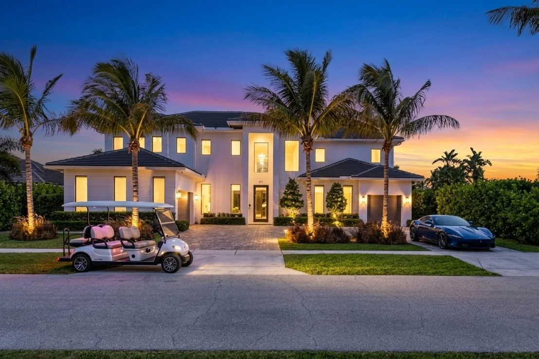 Photo of 619 Riverside Road