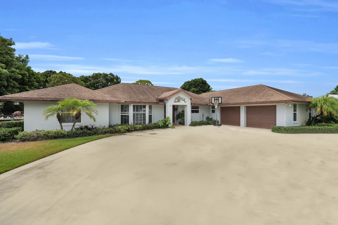 Photo of 64 SE Turtle Creek Drive