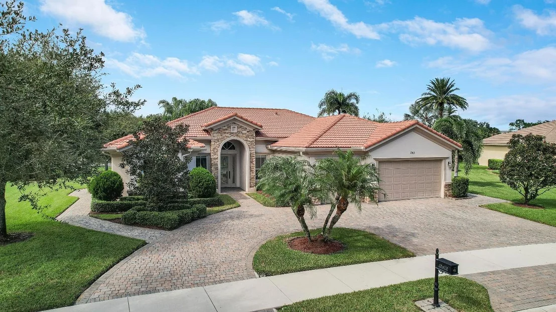 Photo of 243 SE Ethan Terrace