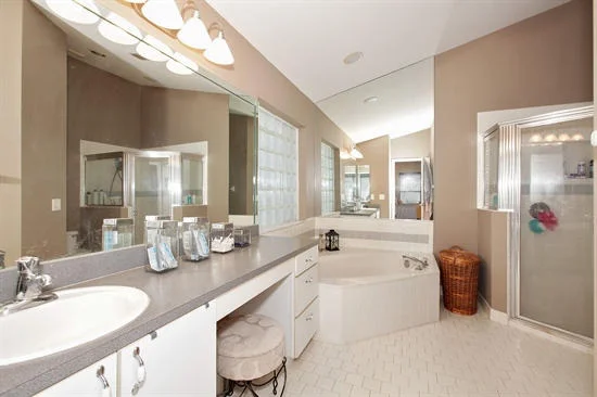 Photo of 1169 Aviary Road