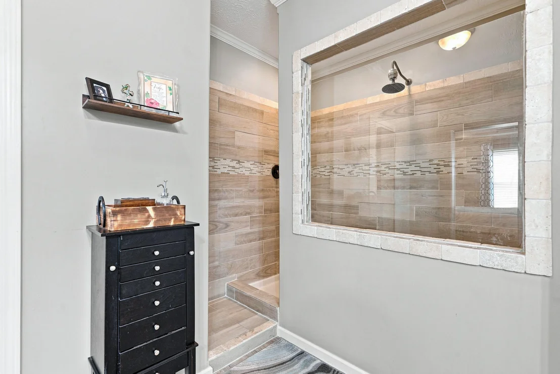 Photo of 4944 NE 115th Place