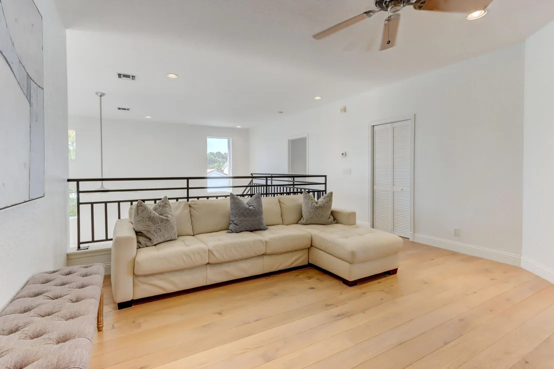 Photo of 4292 NW 65th Road