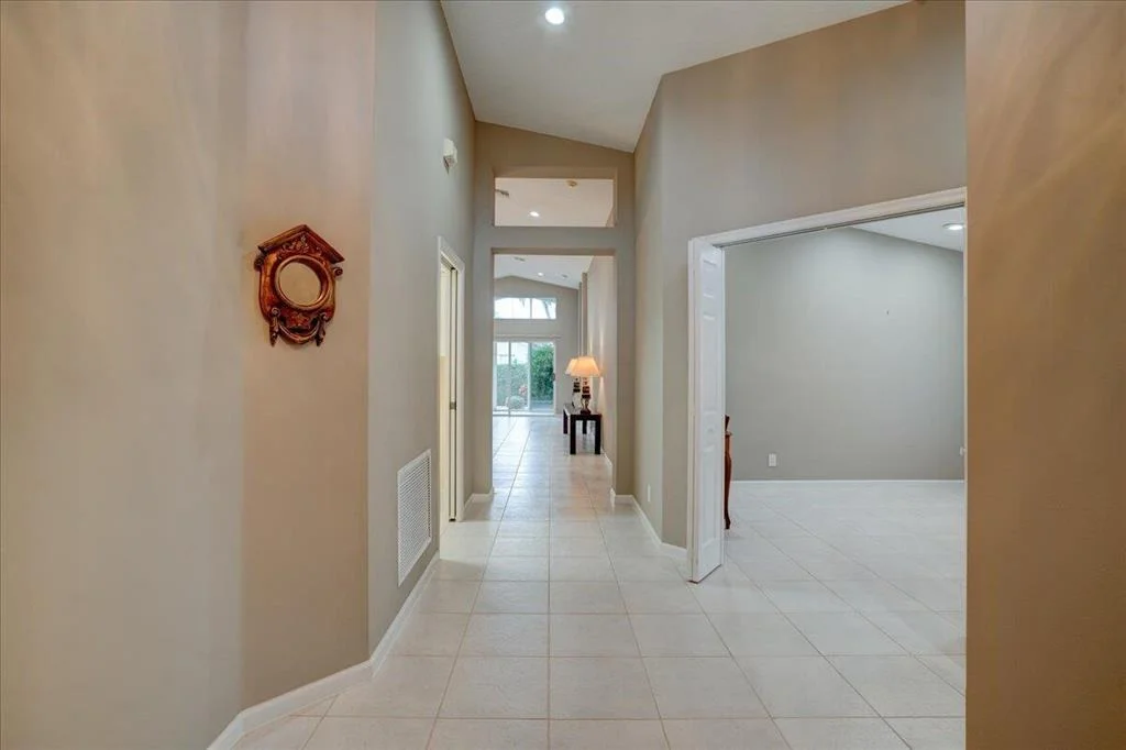 Photo of 7038 Haviland Circle