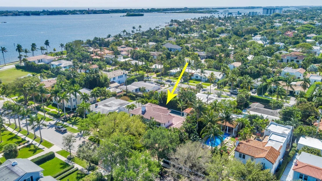 Photo of 220 Dyer Road