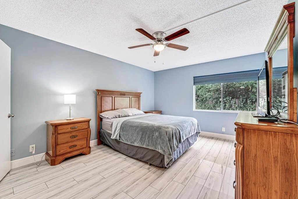 Photo of Unit D1 at 322 Pine Ridge Circle