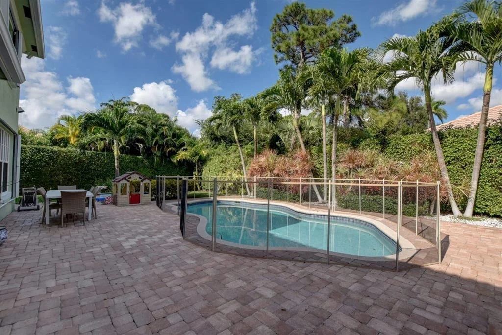 Photo of 4731 Glenn Pine Lane