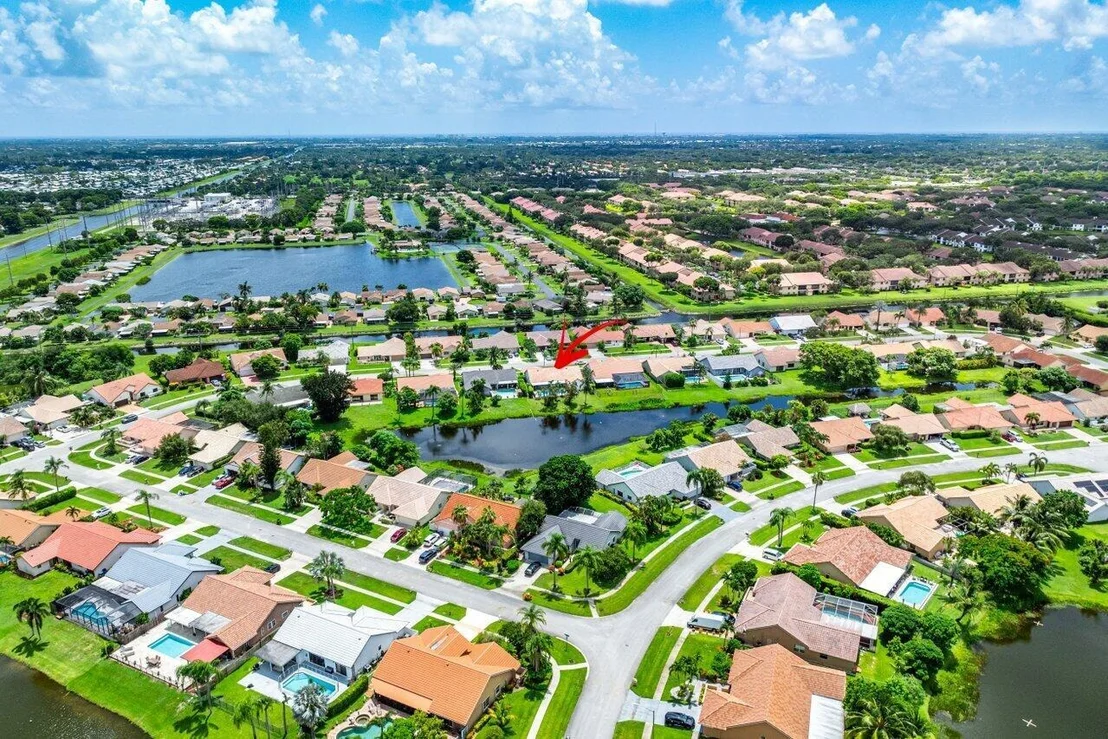 Photo of 9439 Sun Pointe Drive