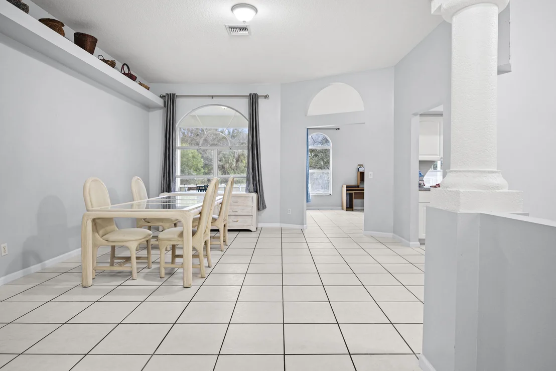 Photo of 4584 Windmill Road