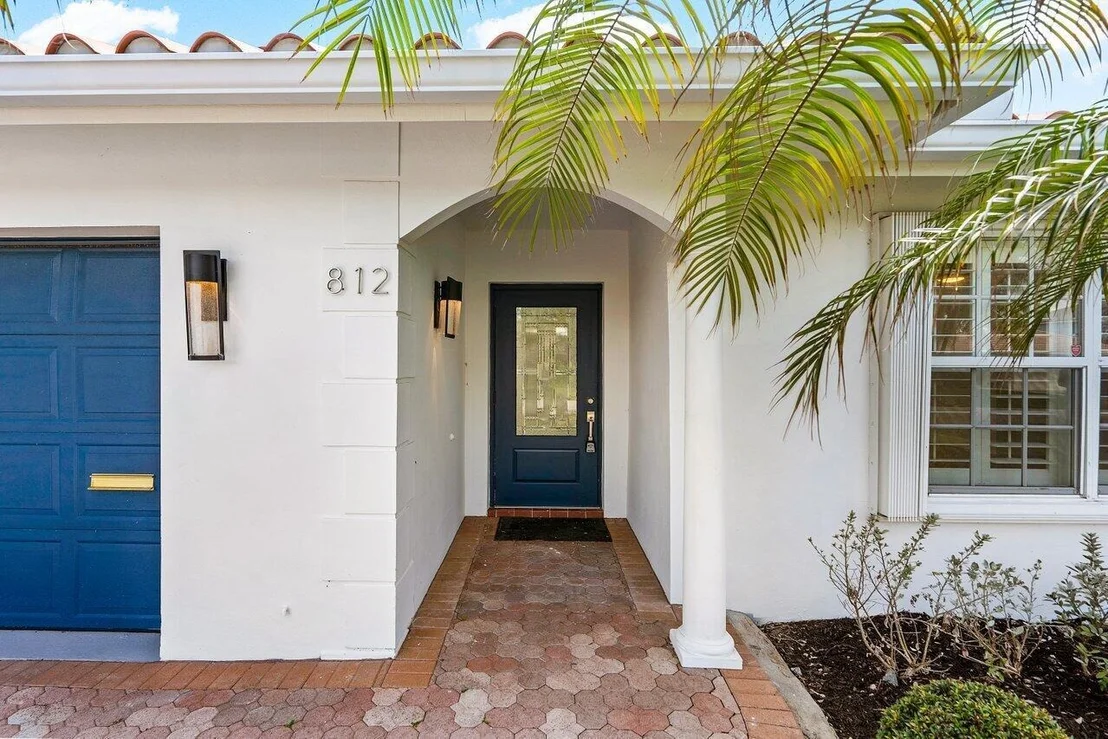 Photo of 812 Cordova Drive