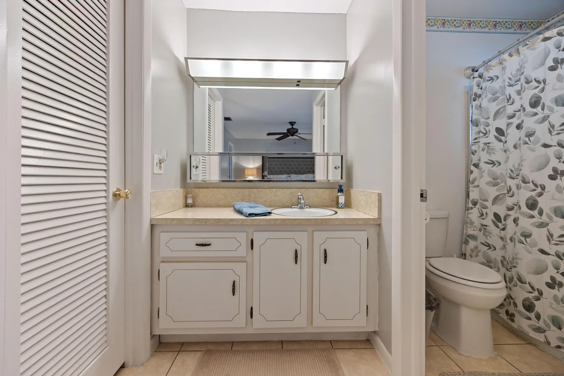 Photo of Unit B at 355 Main Boulevard