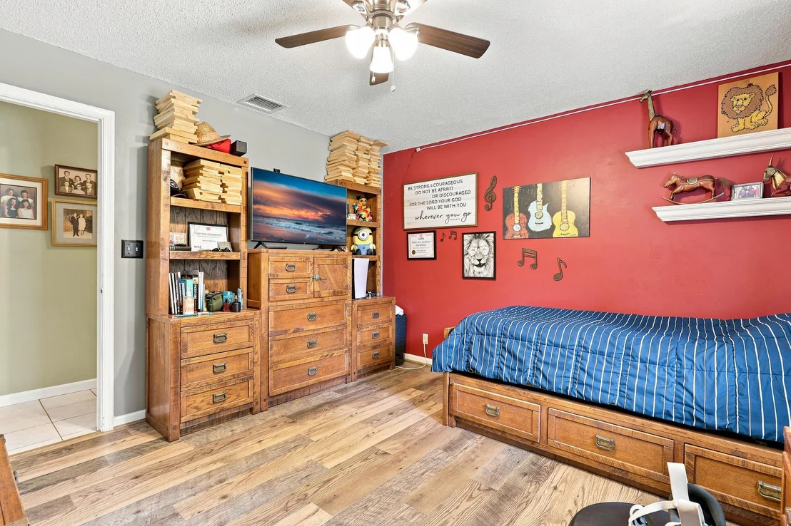 Photo of 12871 COMPTON Road