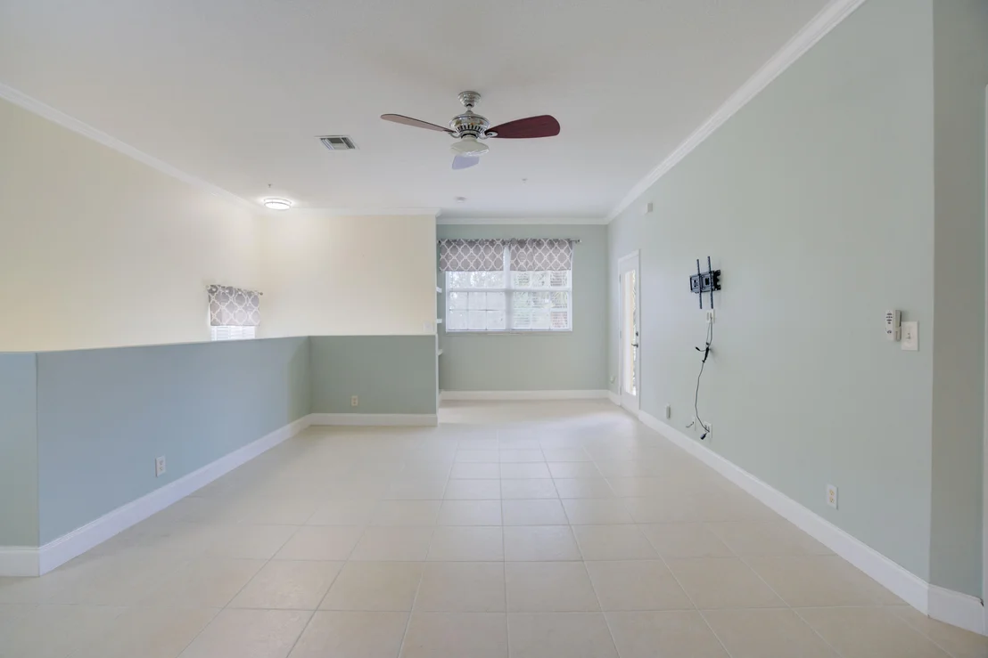 Photo of Unit B at 115 Lighthouse Circle