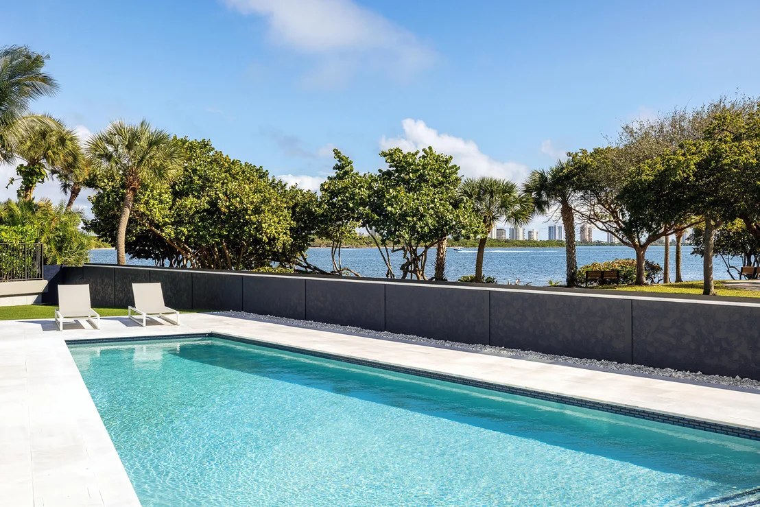 Photo of 706 Lakeside Circle