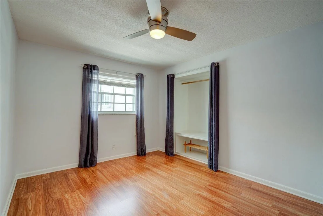 Photo of 39 SE 9th Avenue
