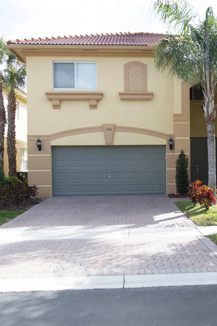 Photo of 9048 Silver Glen Way