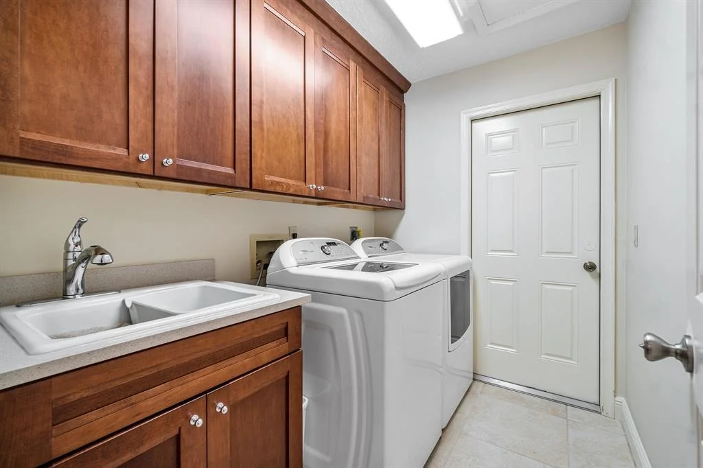 Photo of 13840 Greentree Trail