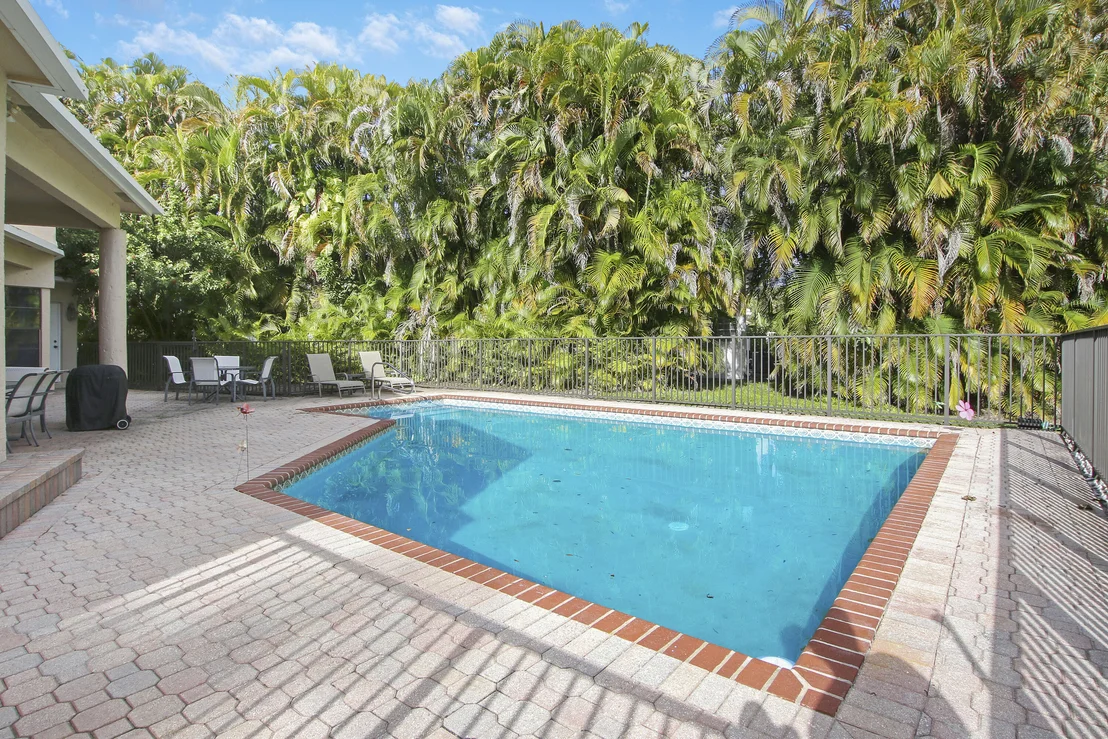 Photo of 7770 La Corniche Circle