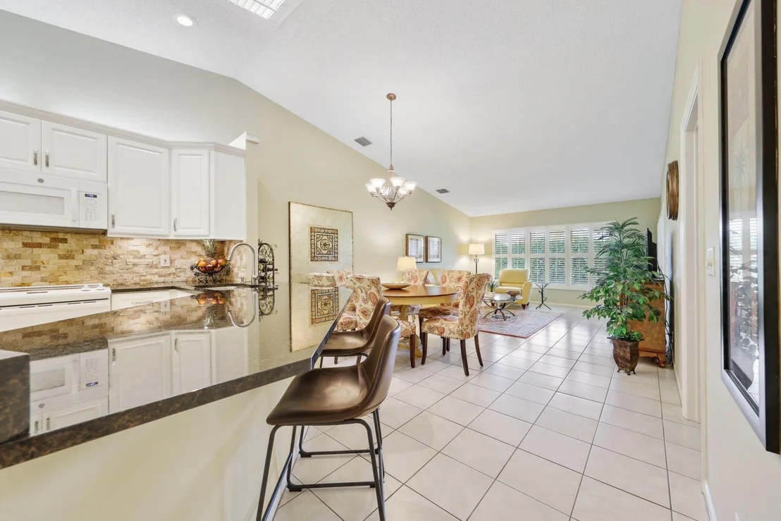 Photo of 39 Sausalito Drive