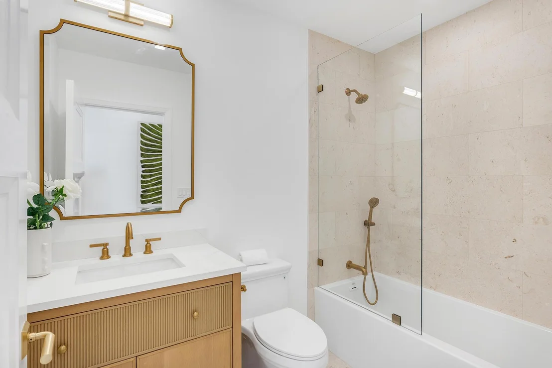 Photo of 211 Park Avenue