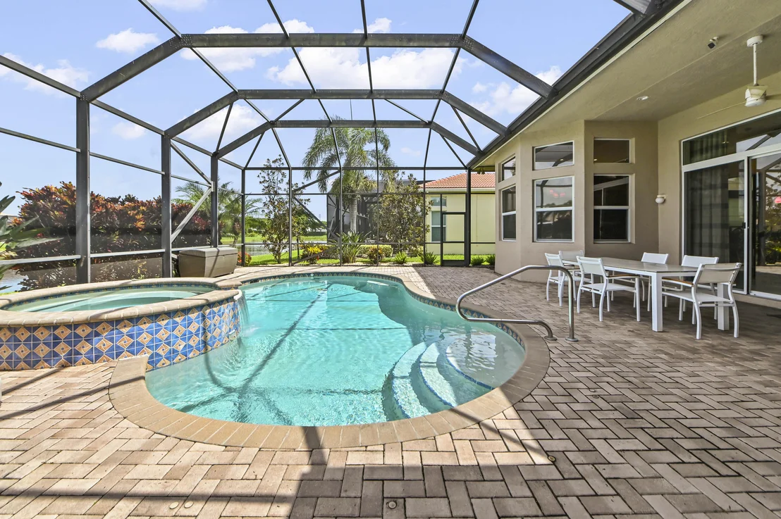 Photo of 10540 Whitewind Circle