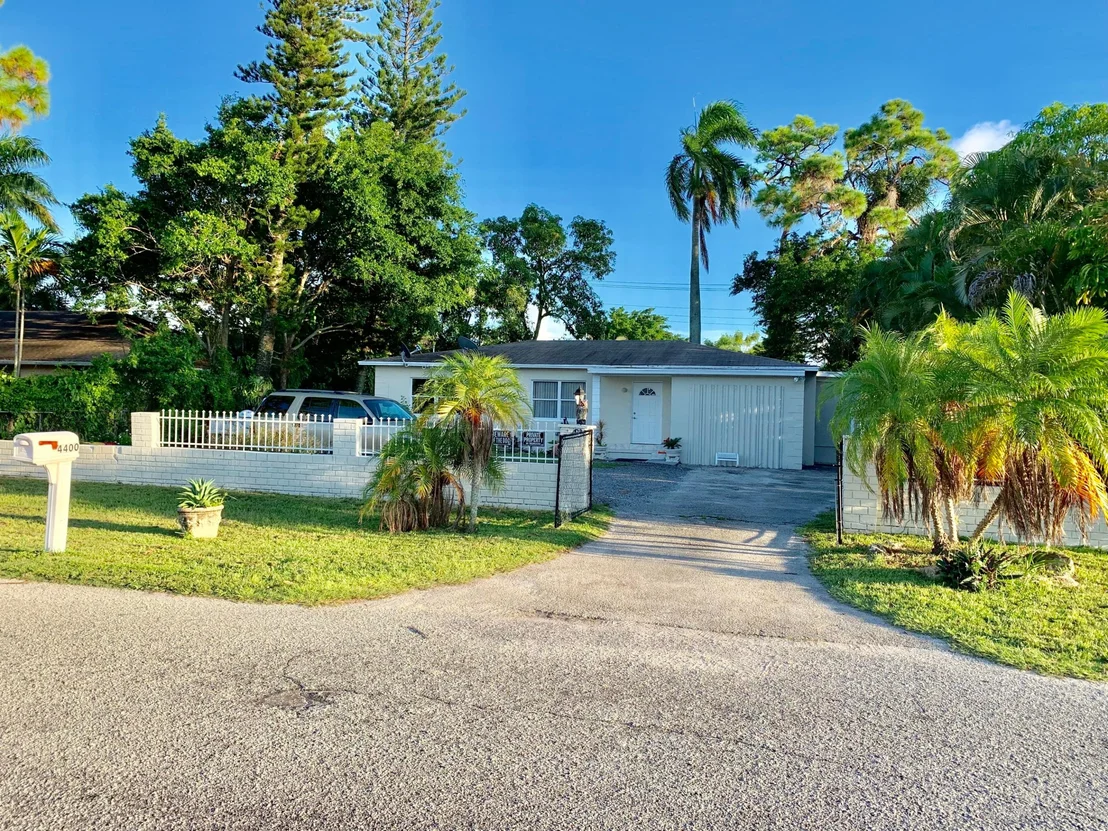 Photo of 4400 State Drive